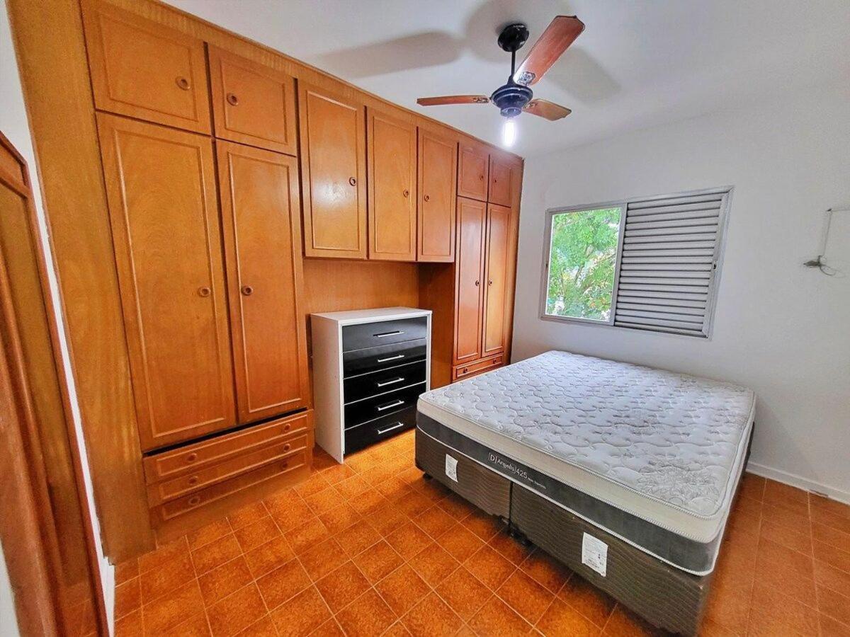 Ap 02 Dorms - Enseada - Com Sacada, Ar-Cond, Wi-Fi, 01 Vaga, Lado Praia Γκουαρούχα Εξωτερικό φωτογραφία