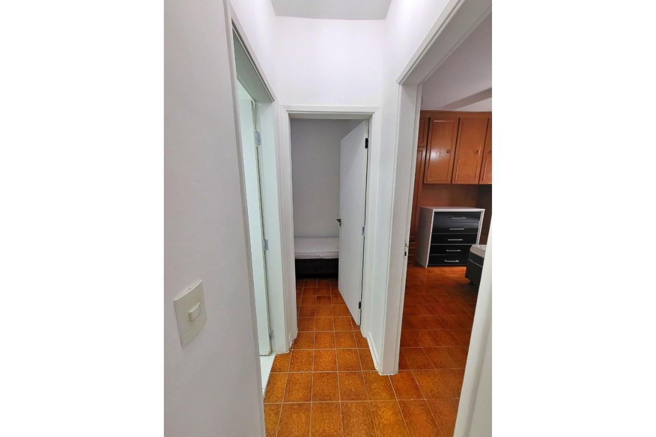Ap 02 Dorms - Enseada - Com Sacada, Ar-Cond, Wi-Fi, 01 Vaga, Lado Praia Γκουαρούχα Εξωτερικό φωτογραφία