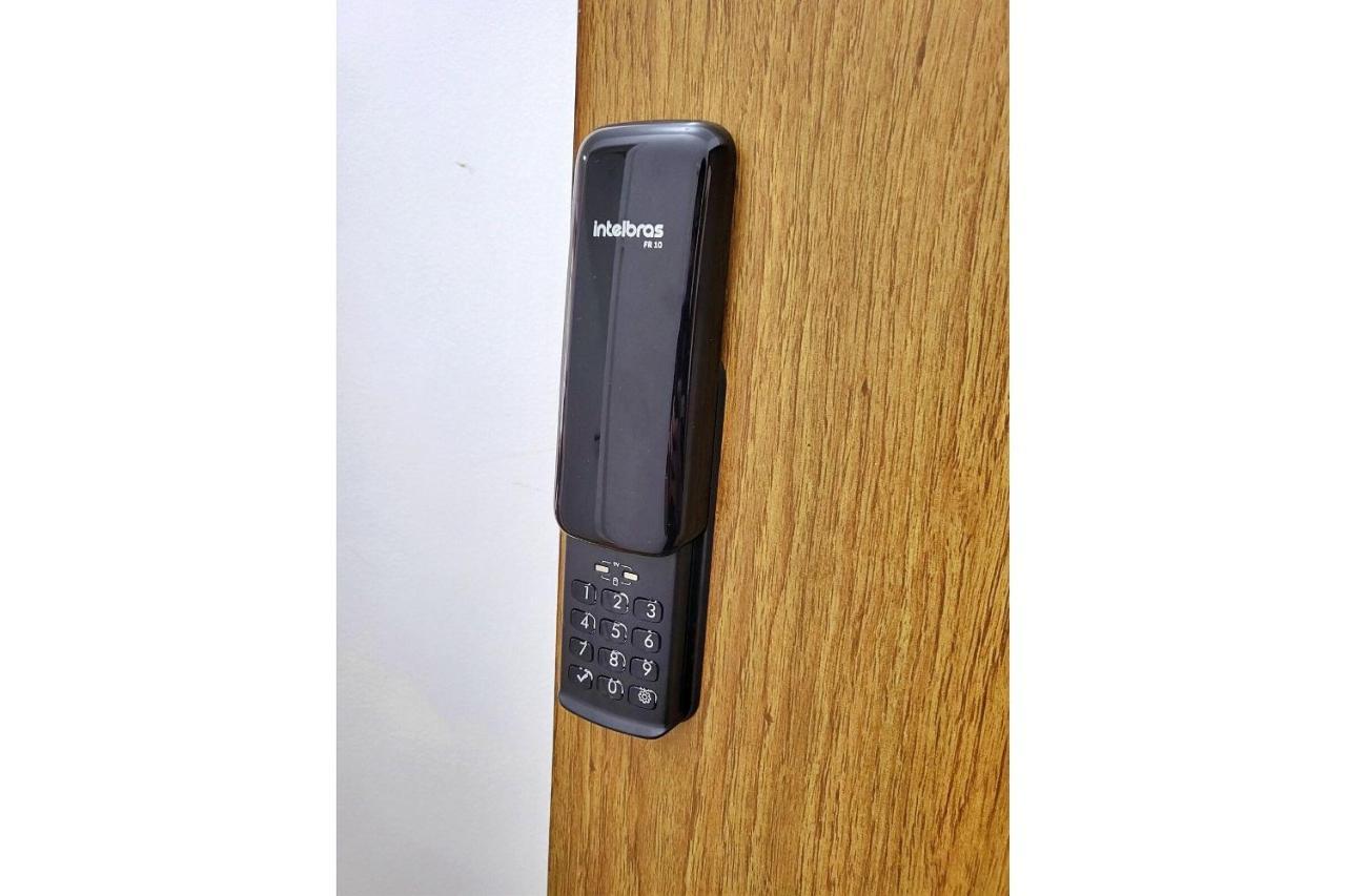Ap 02 Dorms - Enseada - Com Sacada, Ar-Cond, Wi-Fi, 01 Vaga, Lado Praia Γκουαρούχα Εξωτερικό φωτογραφία